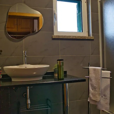 Olive By Nature Yards * Aldeia de Joanes